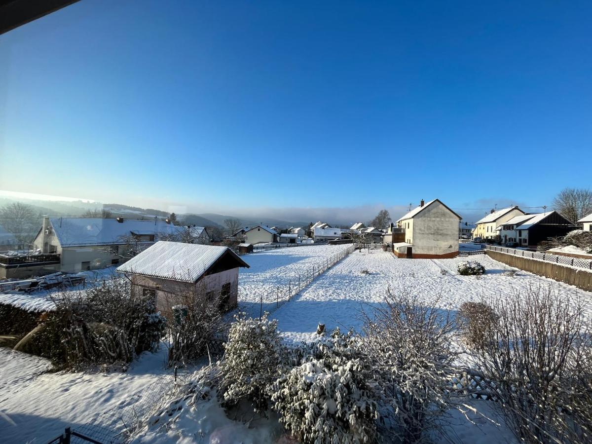 Wohnung Mit Panoramablick Gerolstein Exterior foto
